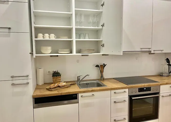 Zentrales Mit Balkon Apartamento *